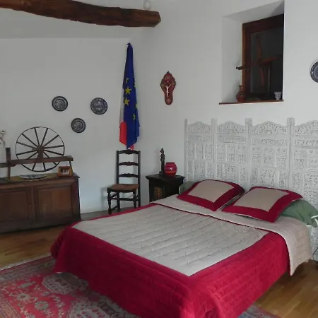 Ferme Des Entremains Guest house Mardore